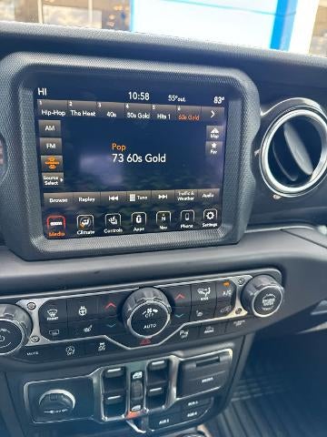 2021 Jeep Wrangler Unlimited Sahara Altitude