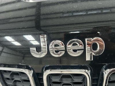 2019 Jeep Grand Cherokee Laredo