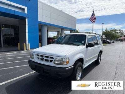 2000 Ford Explorer XLS