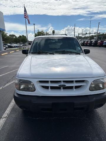 2000 Ford Explorer XLS