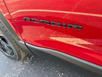 2023 GMC Acadia SLT