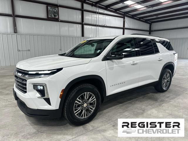 2025 Chevrolet Traverse FWD LT's photo