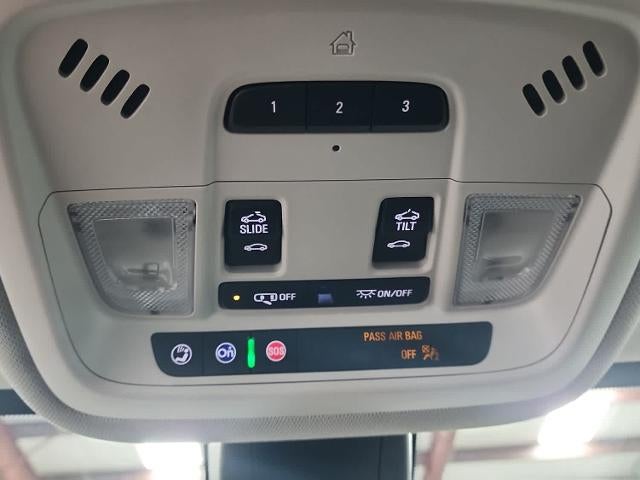 2021 Chevrolet Traverse Premier