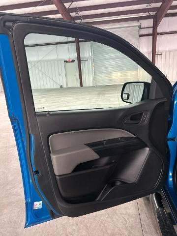 2022 GMC Canyon Elevation Standard