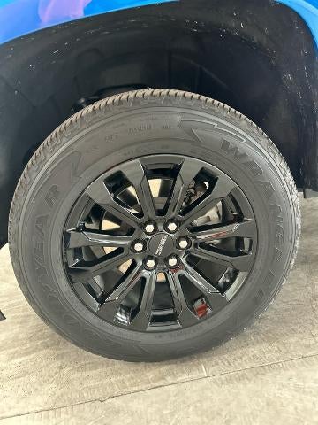 2022 GMC Canyon Elevation Standard