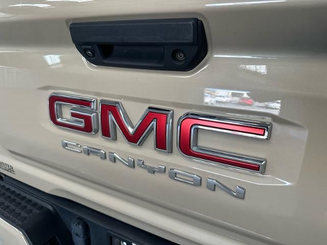 2023 GMC Canyon AT4
