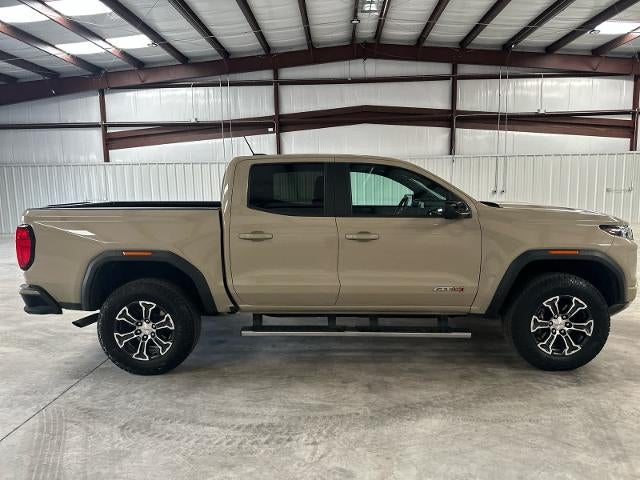 2023 GMC Canyon AT4