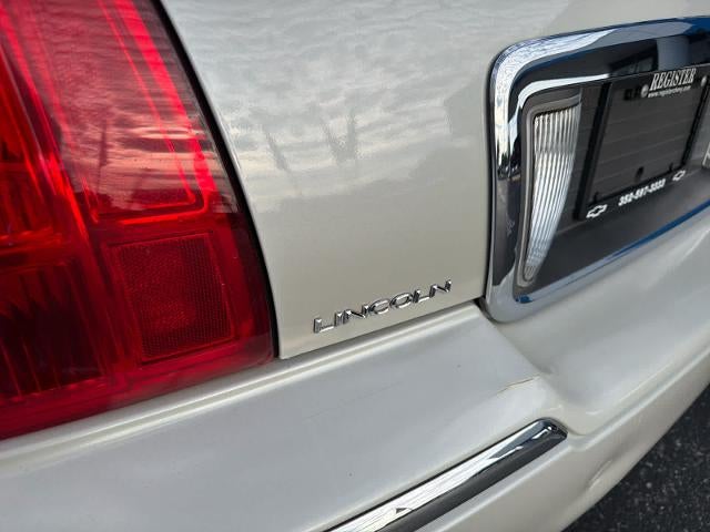 2007 Lincoln Town Car Signature Limited