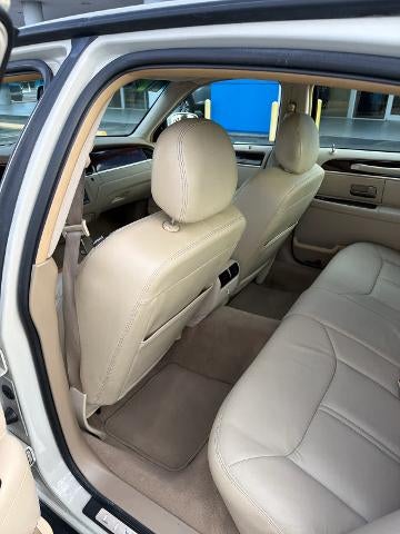 2007 Lincoln Town Car Signature Limited