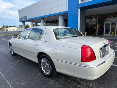 2007 Lincoln Town Car Signature Limited