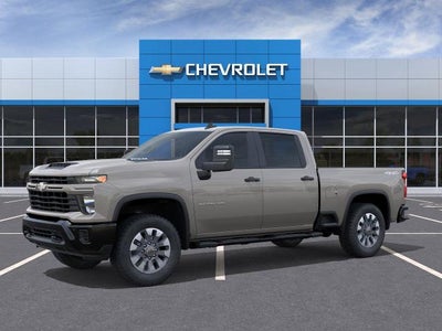 2026 Chevrolet Silverado 2500 HD Crew Cab Standard Box 4-Wheel Drive Custom