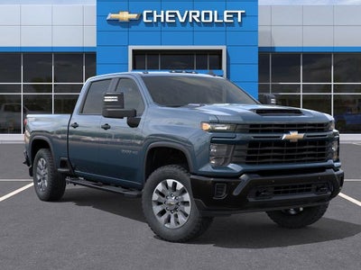 2026 Chevrolet Silverado 2500 HD Crew Cab Standard Box 4-Wheel Drive Custom