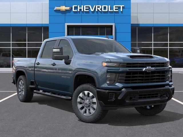 2026 Chevrolet Silverado 2500 HD Crew Cab Standard Box 4-Wheel Drive Custom