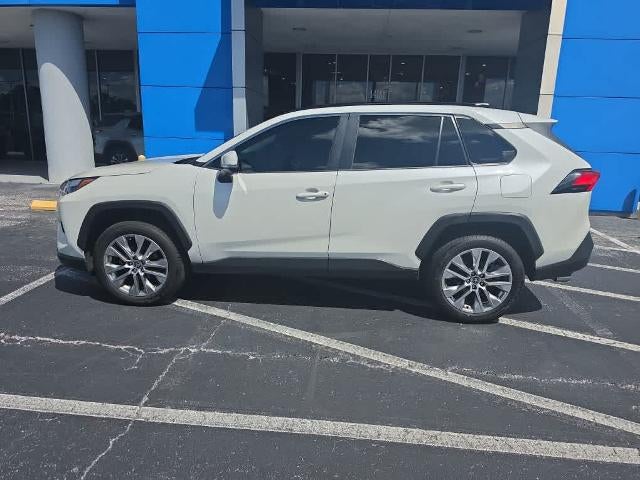 2022 Toyota RAV4 XLE Premium