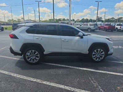2022 Toyota RAV4 XLE Premium