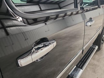2013 Chevrolet Avalanche LTZ