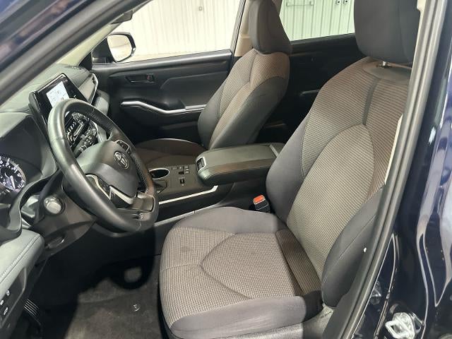 2025 Toyota Highlander LE
