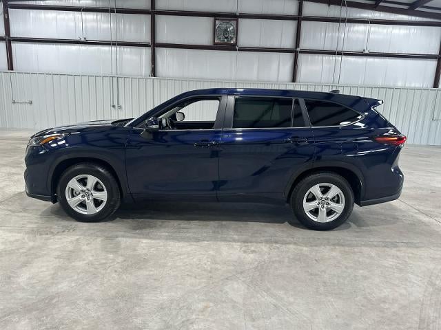 2025 Toyota Highlander LE