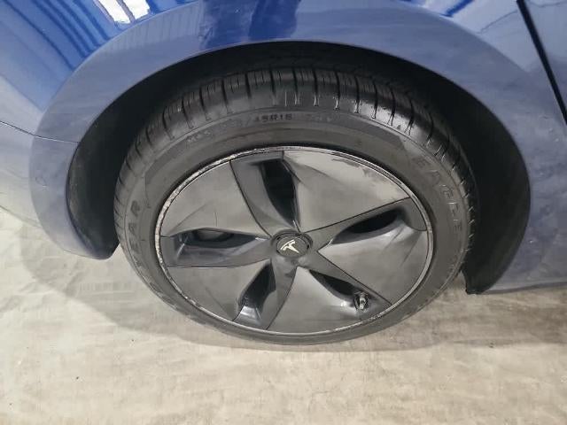 2019 Tesla Model 3 Mid Range