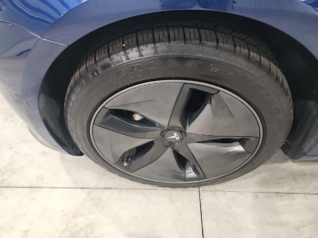 2019 Tesla Model 3 Mid Range