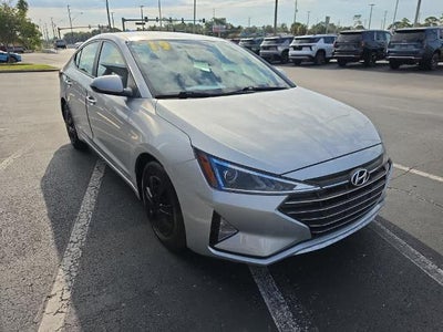 2019 Hyundai Elantra SE