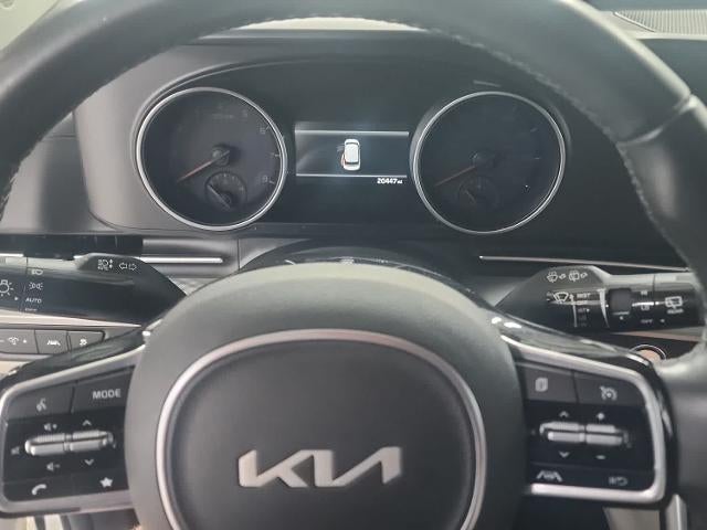 2024 Kia Carnival LX