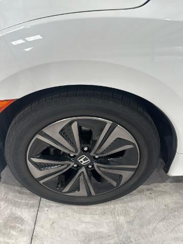 2017 Honda Civic Hatchback EX
