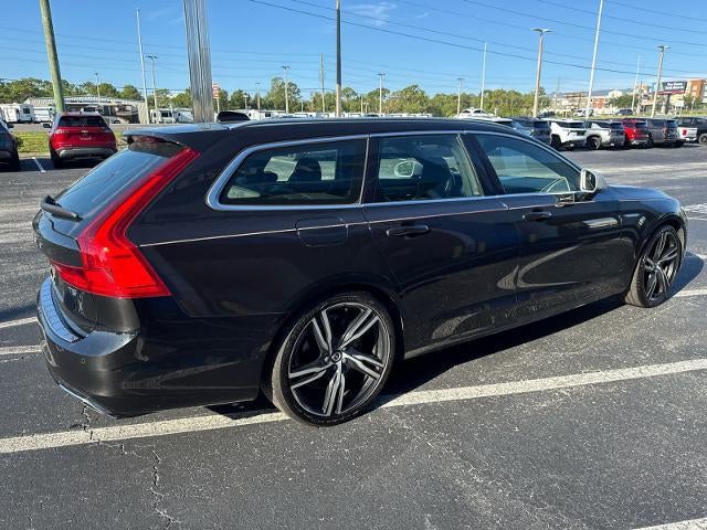 2019 Volvo V90 R-Design